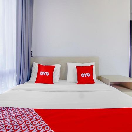 فندق جاكرتافي  Oyo 90130 Puri Mansion Diorama المظهر الخارجي الصورة